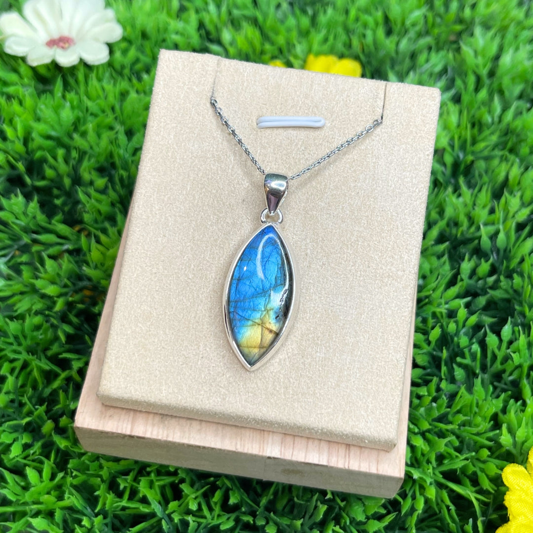 Pendentif Labradorite Blue Fire #31